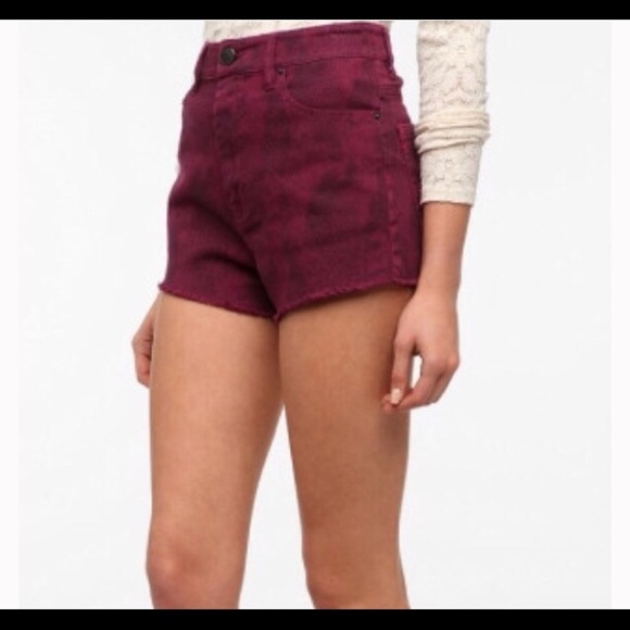 BDG HIGH RISE CHEEKY BURGUNDY SNAKE SKIN SHORT - Picture 7 of 8